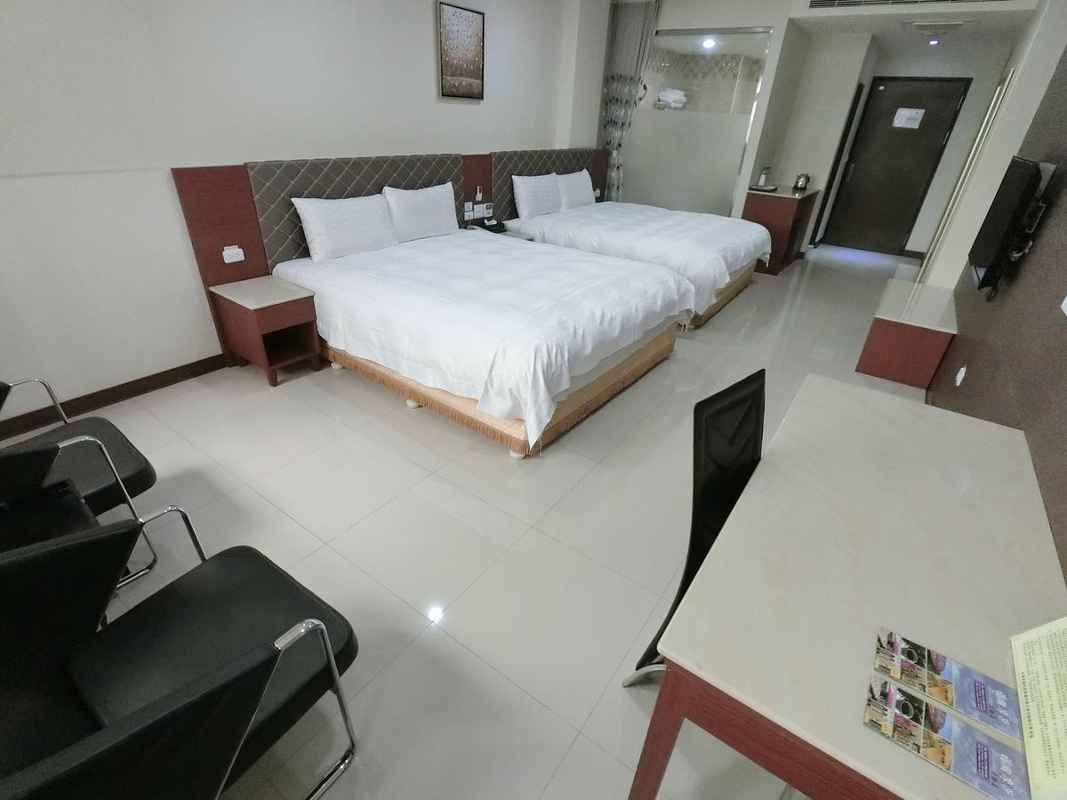 雲林斗六福爾摩莎大飯店 Hotel Exterior photo